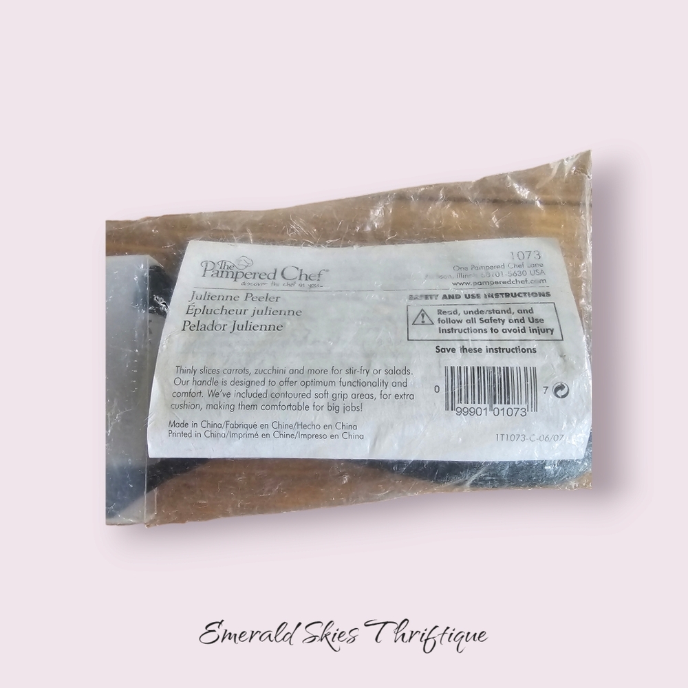 The pampered chef‎ Julienne peeler